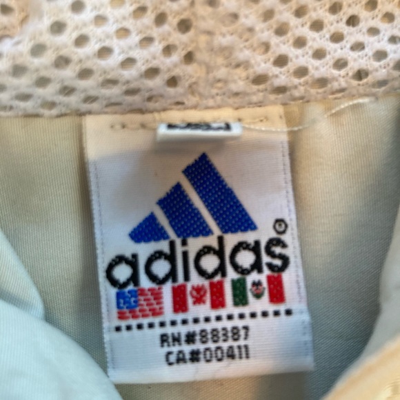 Cropped Adidas windbreaker jacket - Picture 3 of 3